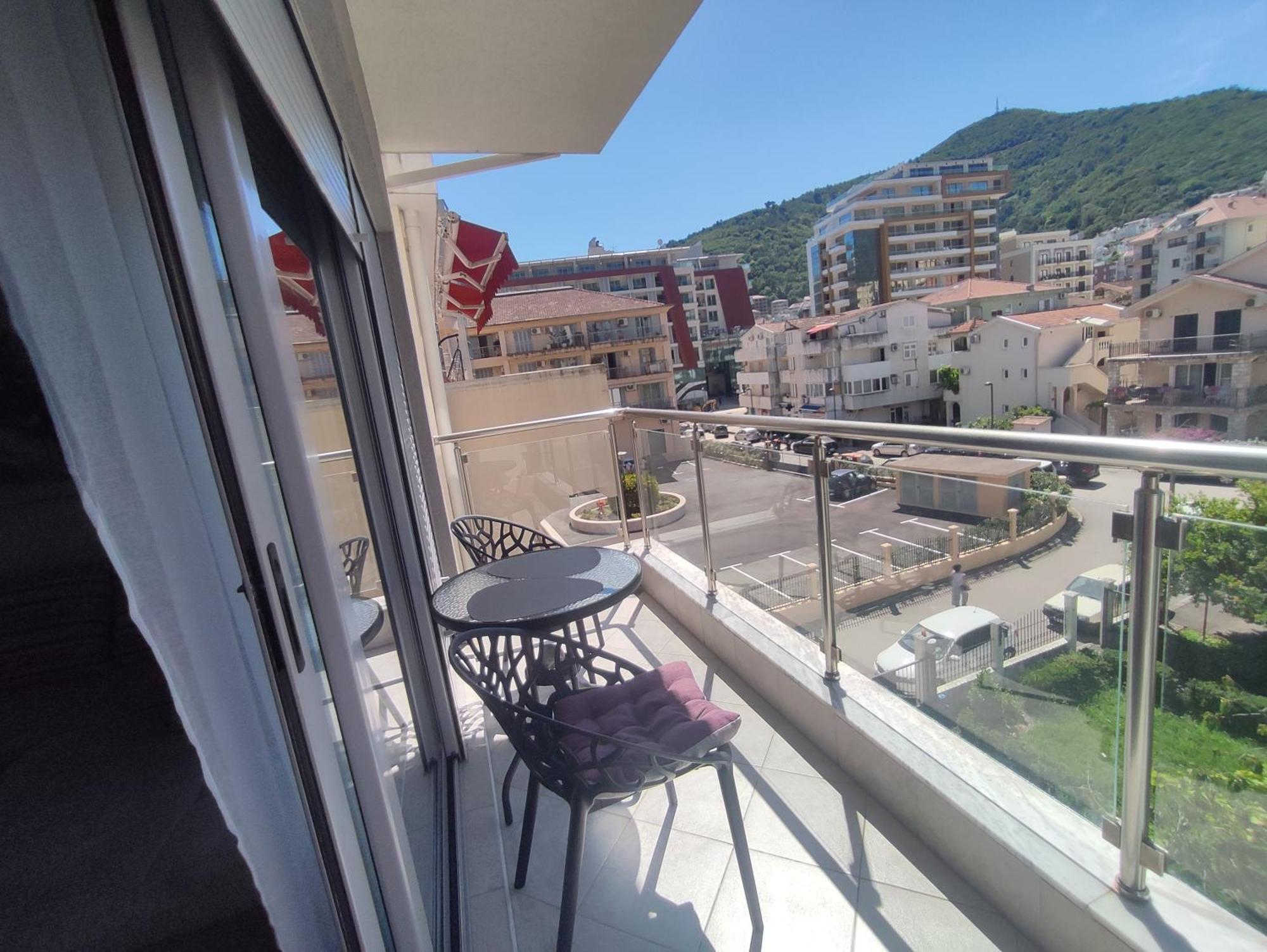 Mary Apartment